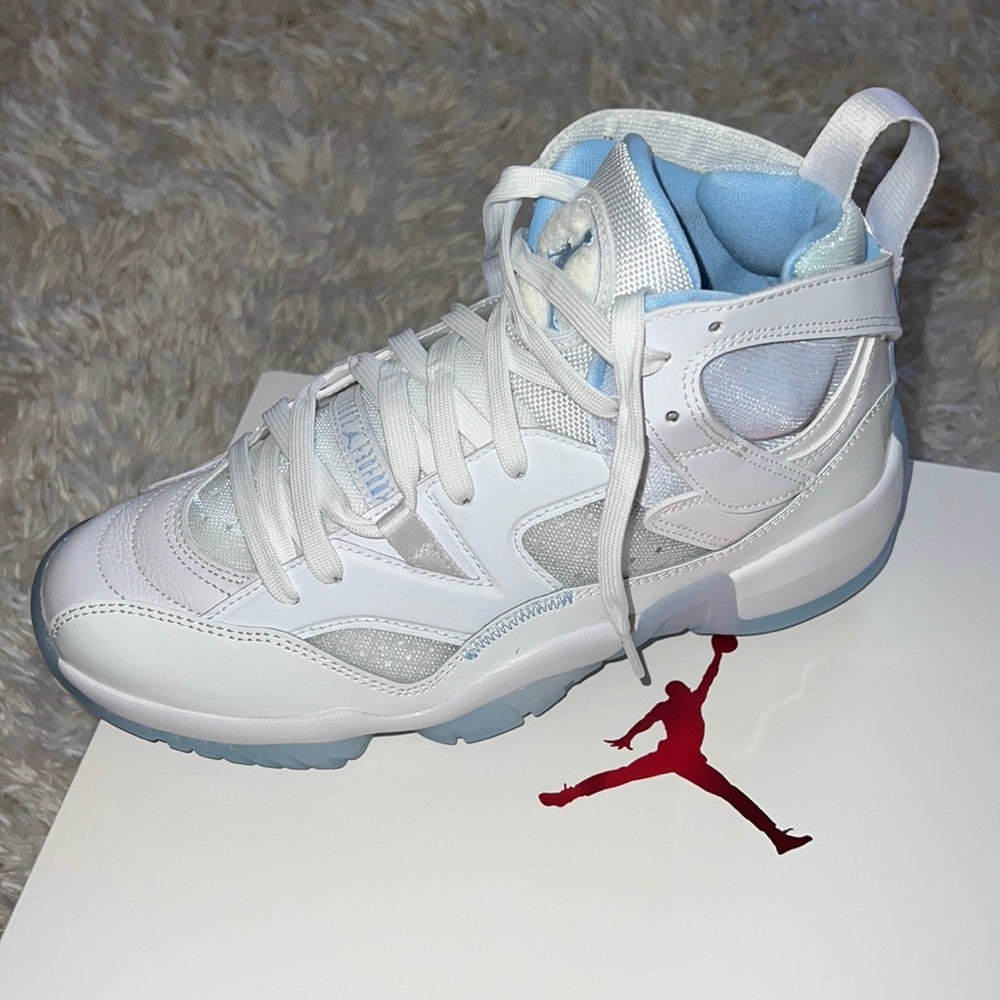 Jumpman Two Trey